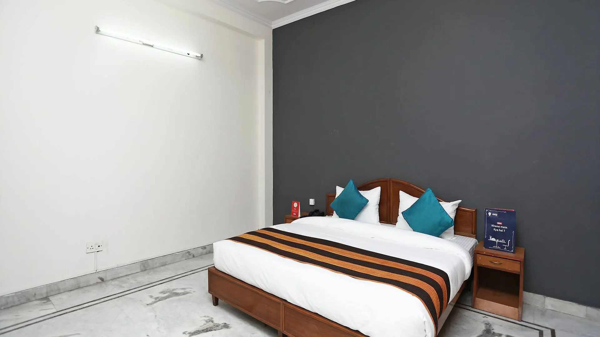 Oyo 14408 Corple Stays Гургаон Гостевой дом